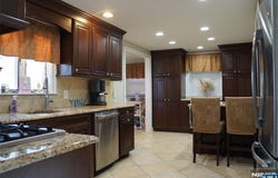 20 W Saddle River Road, Waldwick, NJ 07463