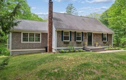 80 Webster St, Douglas, MA 01516