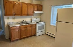 14 Cinder Lane, Hicksville, NY 11801