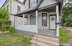 1050 Lafayette Avenue SE, Grand Rapids, MI 49507