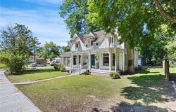 601  N Front  ST, Dardanelle, AR 72834