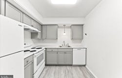 5200 HILLTOP Drive, BROOKHAVEN, PA 19015