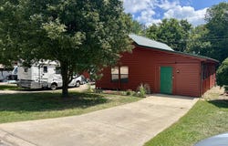 121 Bears Paw Way, Hollister, MO 65672