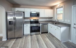604 W MAIN ST, WAYNESBORO, PA 17268