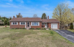 1635 FAIRVIEW DRIVE, BERKELEY SPRINGS, WV 25411