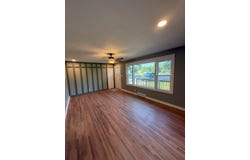 1114 W 17th Ave, Hutchinson, KS 67501