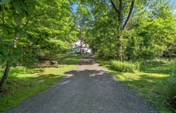 62 Guymard Tpke, Godeffroy, NY 12729