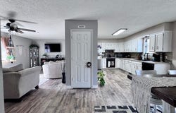 1013 N Hartford Ave, Norton, KS 67654