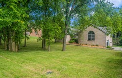 1121 Wood Cliff Road, Frankfort, KY 40601