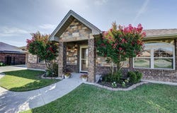 707 Meadow Lane, Bowie, TX 76230