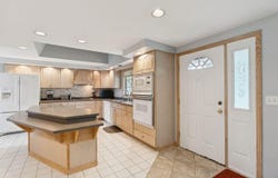 107 Kennebunk Road, Alfred, ME 04002