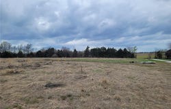 5 Monroe Rd, 675, Perry, MO 63462