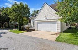 400 LANTERN LN, KENNETT SQUARE, PA 19348