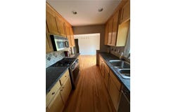 816 Grandview Avenue W, Roseville, MN 55113