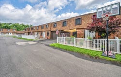 944 Wadsworth Road unit: J3, Medina, OH 44256