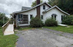 1711 Bluff Street, Hamburg, IA 51640