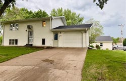 305 2nd Court SE, Grand Meadow, MN 55936