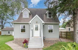 2544 19th Avenue E, North Saint Paul, MN 55109