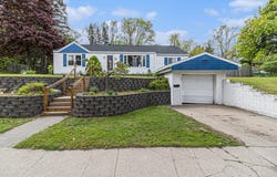 299 5th Avenue, Manistee, MI 49660