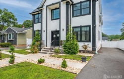 68 Dewey Avenue, Colonia, NJ 07067