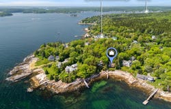 21 Linekin Road, Boothbay Harbor, ME 04538