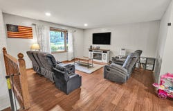 1018 S 5th Street, Knoxville, IA 50138