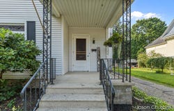521 Trowbridge Street, Allegan, MI 49010