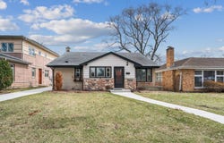 1623 S Greenwood Avenue, Park Ridge, IL 60068