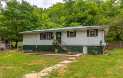 609 State Hwy 2036, Letcher, KY 41832