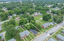 1036 Olive Street, St Charles, MO 63301