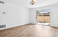 44 Clearbrook, Irvine, CA 92614