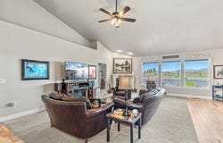 161 Skyhawk Drive, Eagle Point, OR 97524
