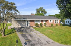 13715 DIXIE DRIVE, HAGERSTOWN, MD 21742