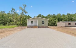 6801 Lewis Drive SE, Winnabow, NC 28479