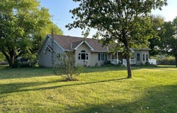 6088 Road M, Hebron, NE 68370