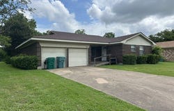 1821 W Belden Street, Sherman, TX 75092