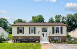 6619 GREENVALE, RIVERDALE, MD 20737