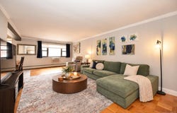 100 Clinton Avenue, Mineola, NY 11501