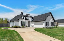 2843 Sunrise Point, Haughton, LA 71037
