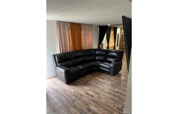 1452 W Humphrey Avenue, Flint, MI 48505
