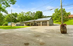 11300 Harrison Ln, Fairdale, KY 40118