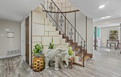1555 Oak Shore Dr, Gulf Breeze, FL 32563