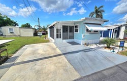 541 New York Dr., Fort Myers, FL 33905