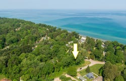 15853 Lakeshore Road, Union Pier, MI 49129