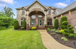 2421 Candlebark Lane, Lebanon, MO 65536