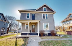 107 S LENA ST, Holstein, IA 51025