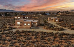 28 Piedra Vista, El Prado, NM 87529