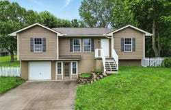 713 Jesse Street, Kearney, MO 64060