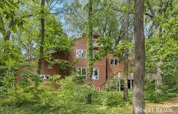 3493 Riverwoods Drive NE, Rockford, MI 49341