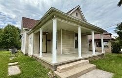 921 Lincoln Avenue, Bedford, IN 47421